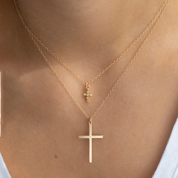 Jewelry - ✨✨Extra Tiny Cross Necklace✨✨